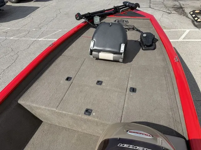 Slide: The Image of Tracker Pro Team 190 TX 2007 - 11