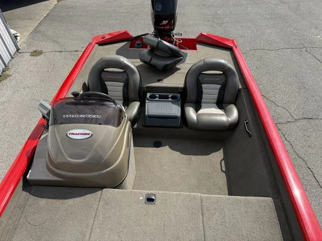 Slide: The Image of Tracker Pro Team 190 TX 2007 - 12