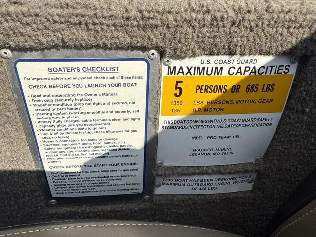 Slide: The Image of Tracker Pro Team 190 TX 2007 - 18