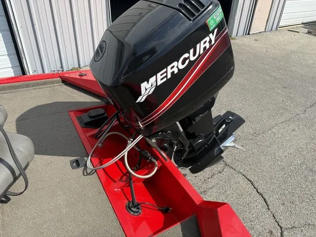 Slide: The Image of Tracker Pro Team 190 TX 2007 - 24