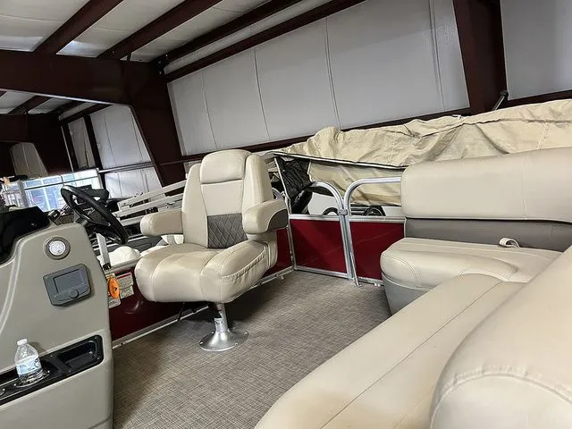 Slide: The Image of Sun Tracker Bass Buggy 16 XL Select 2024 - 7