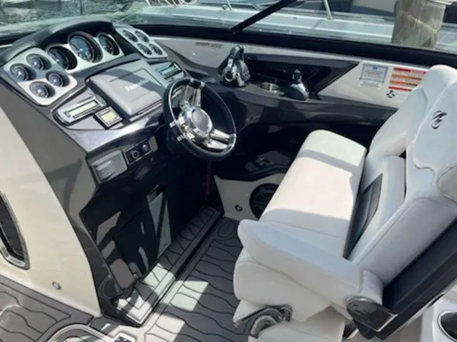 Slide: The Image of Monterey 328SS Super Sport 2011 - 10