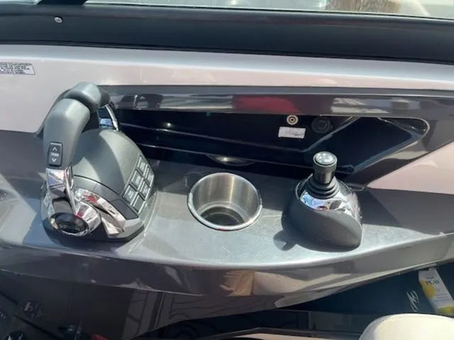 Slide: The Image of Monterey 328SS Super Sport 2011 - 7