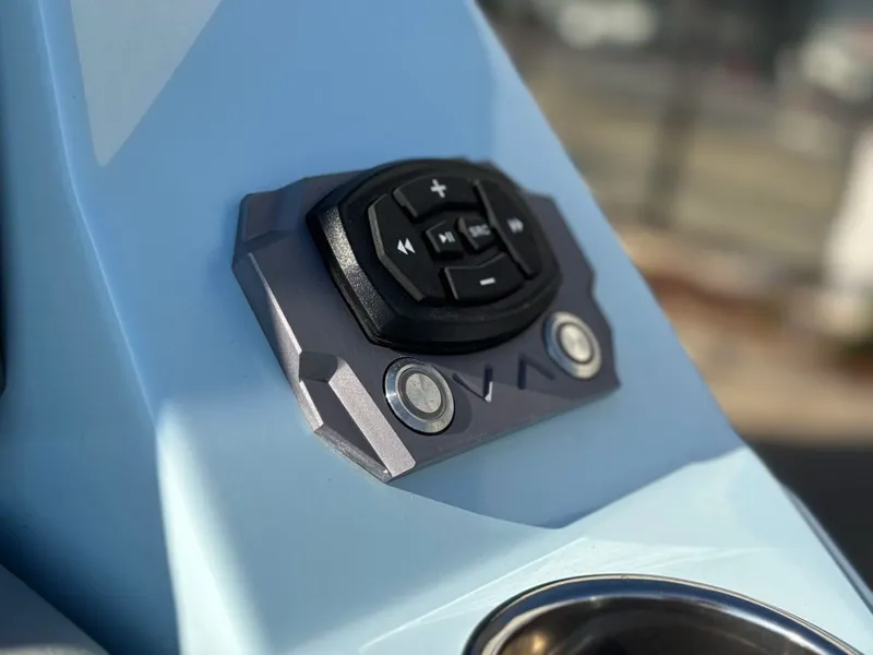 Slide: The Image of Tigé 24RZX 2026 - 28