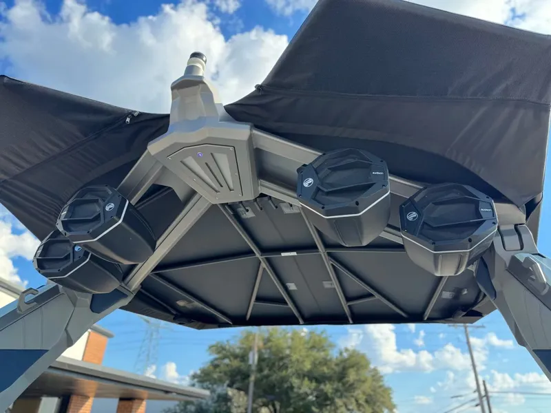 Slide: The Image of Tigé 24RZX 2026 - 33