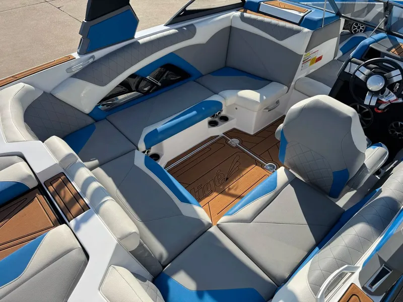 Slide: The Image of Tige Z1 2018 - 11