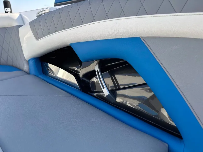 Slide: The Image of Tige Z1 2018 - 15