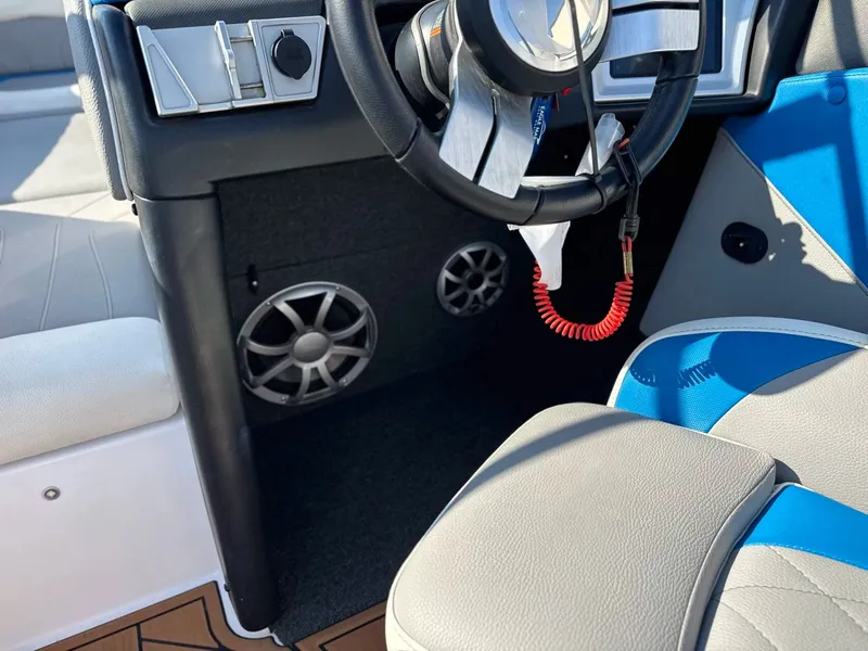 Slide: The Image of Tige Z1 2018 - 21