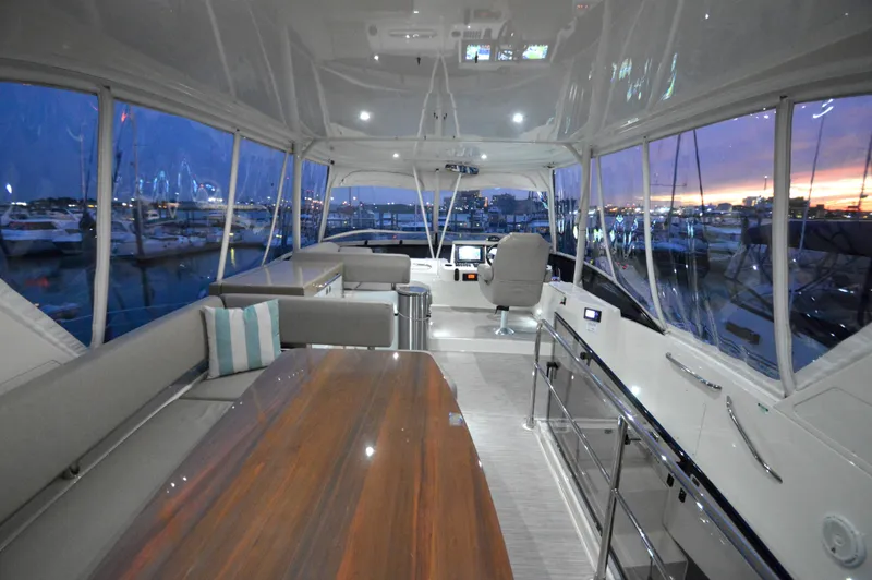 Slide: The Image of Carver C52 Flybridge 2018 - 18