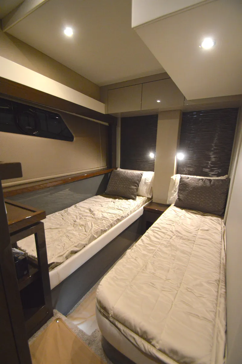 Slide: The Image of Carver C52 Flybridge 2018 - 56