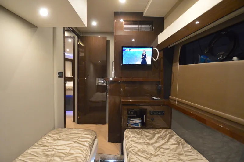 Slide: The Image of Carver C52 Flybridge 2018 - 57