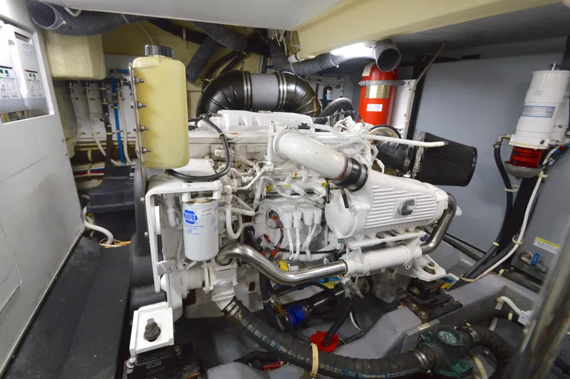 Slide: The Image of Carver C52 Flybridge 2018 - 67