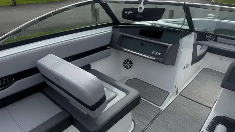 Slide: The Image of Cobalt CS23 Surf 2023 - 20