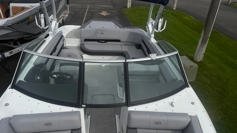 Slide: The Image of Cobalt CS23 Surf 2023 - 30