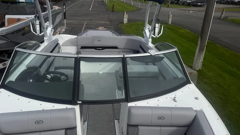 Slide: The Image of Cobalt CS23 Surf 2023 - 31