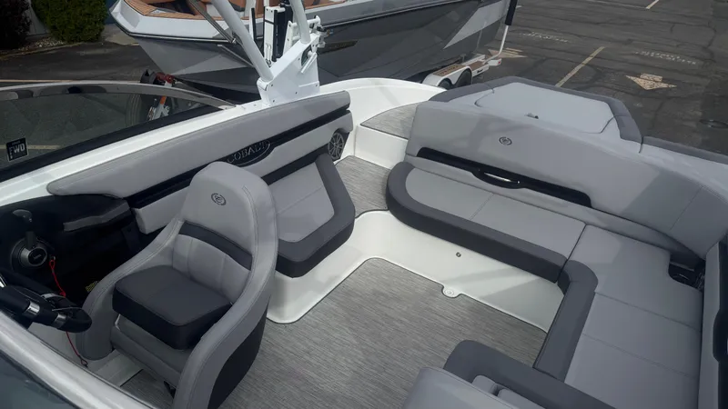 Slide: The Image of Cobalt CS23 Surf 2023 - 32