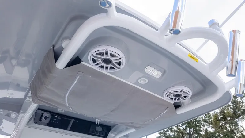 Slide: The Image of Everglades 253 Center Console 2026 - 21