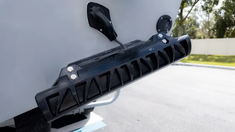 Slide: The Image of Everglades 253 Center Console 2026 - 8