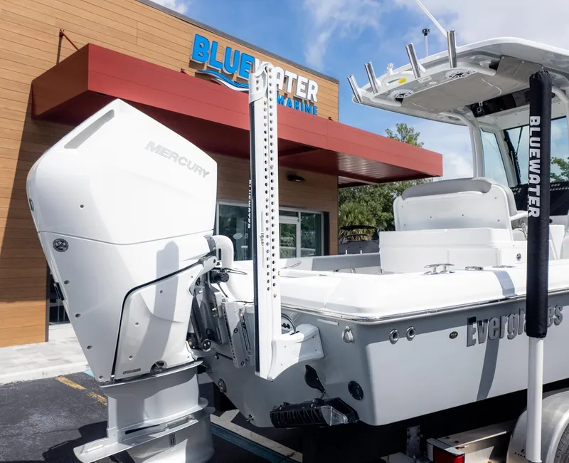 Slide: The Image of Everglades 253 Center Console 2026 - 9