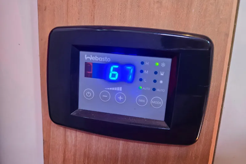 Slide: The Image of Digital thermostat display on a Pearson 37-2, 1989 model, showing temperature setting. - 34