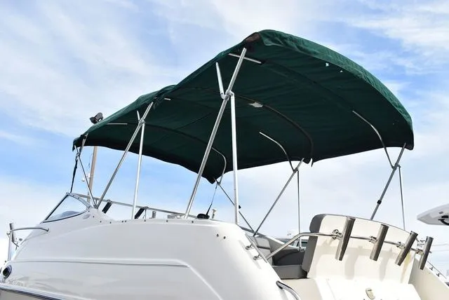 Slide: The Image of Stingray 240 CS 2002 - 10