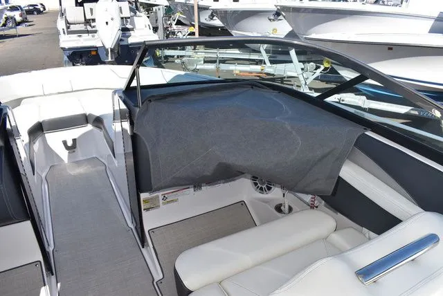 Slide: The Image of Regal LX4 2021 - 82