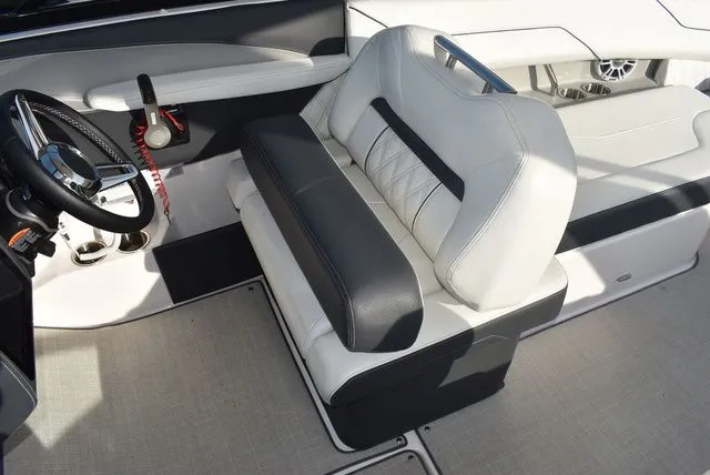 Slide: The Image of Regal LX4 2021 - 87