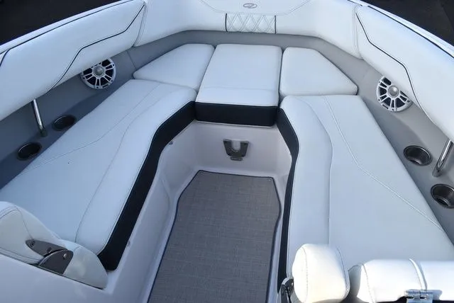 Slide: The Image of Regal LX4 2021 - 98