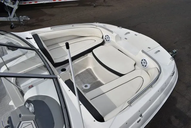 Slide: The Image of Stingray 201 DS 2020 - 12