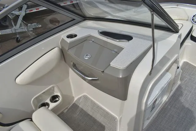 Slide: The Image of Stingray 201 DS 2020 - 36