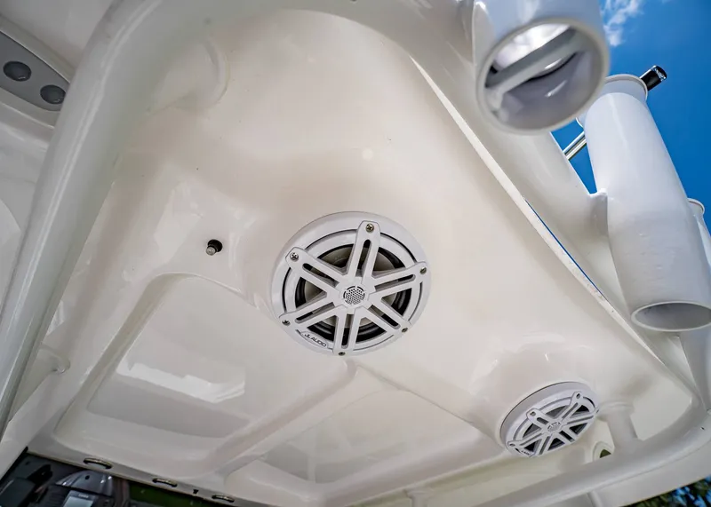 Slide: The Image of Sea Hunt BX 25 FS 2026 - 15