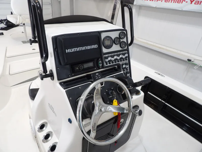 Slide: The Image of Blue Wave 2200 PureBay 2014 - 18