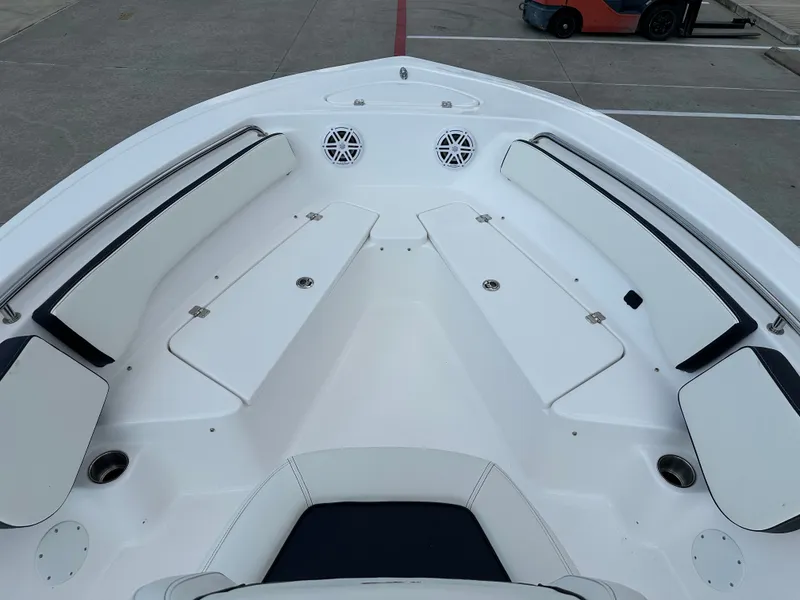 Slide: The Image of Tidewater 198 CC Adventure 2026 - 23