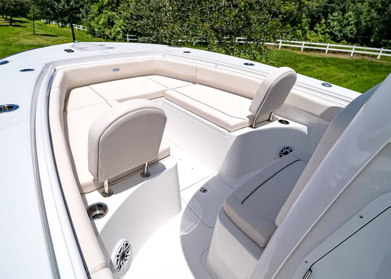 Slide: The Image of Sea Hunt Gamefish 27 Forward Seating 2026 - 26