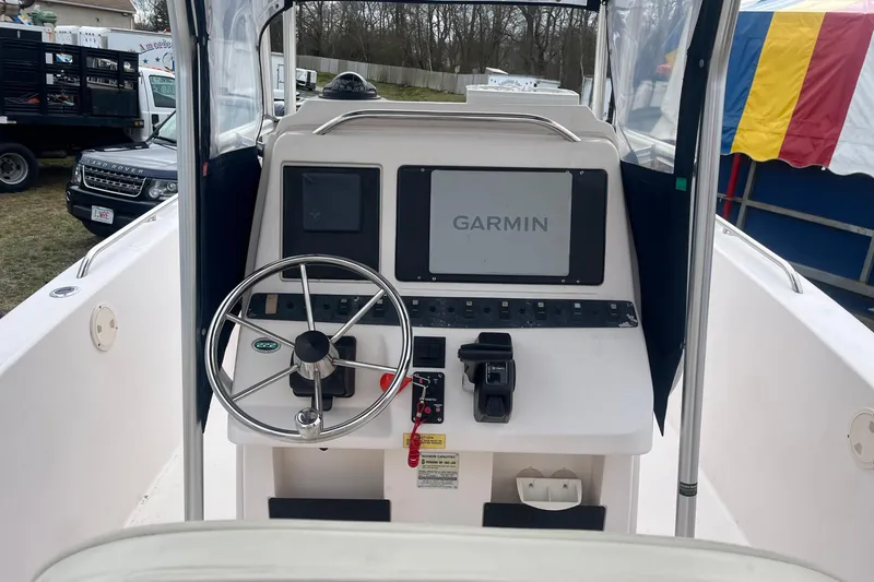Slide: The Image of 2003 Grady-White Fisherman 222 boat console with Garmin navigation system. - 3
