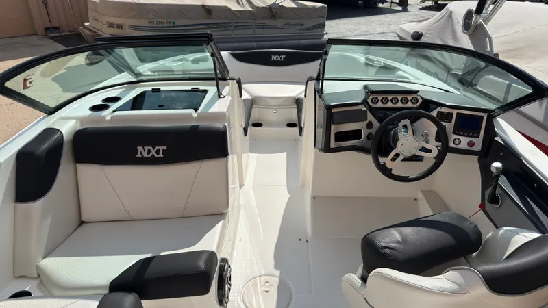 Slide: The Image of Mastercraft NXT 22 2016 - 24