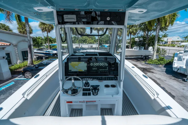 Slide: The Image of Sea Hunt Gamefish 30 Forward Seating 2026 - 18