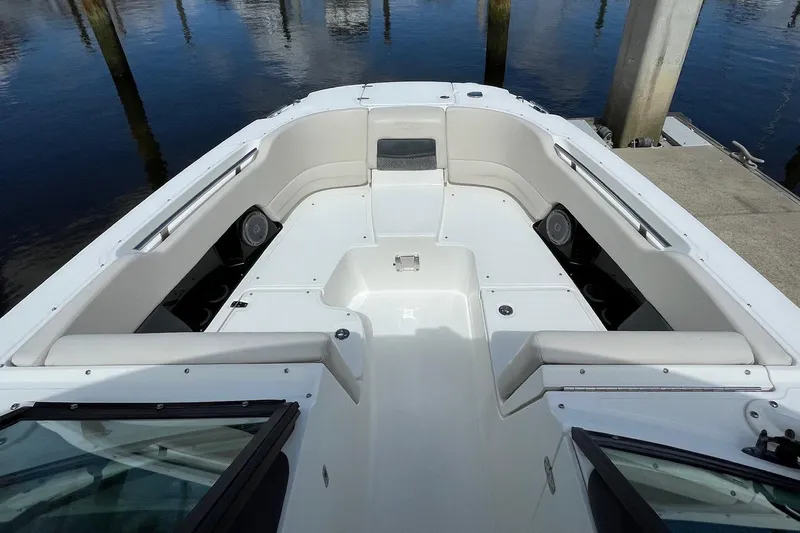 Slide: The Image of Boston Whaler 27 DC- Bow - 21