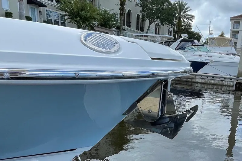 Slide: The Image of Boston Whaler 27 DC- Bow - 8