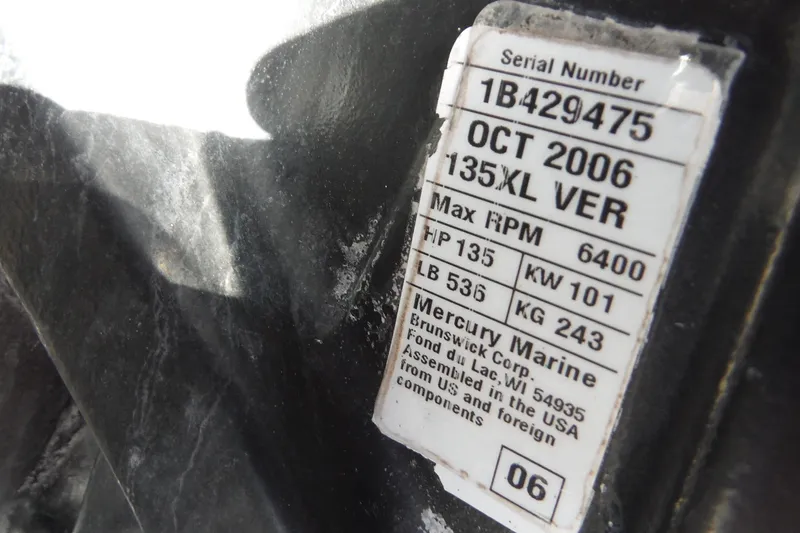 Slide: The Image of 2007 Boston Whaler 180 Dauntless engine label, Mercury Marine specifications visible. - 27