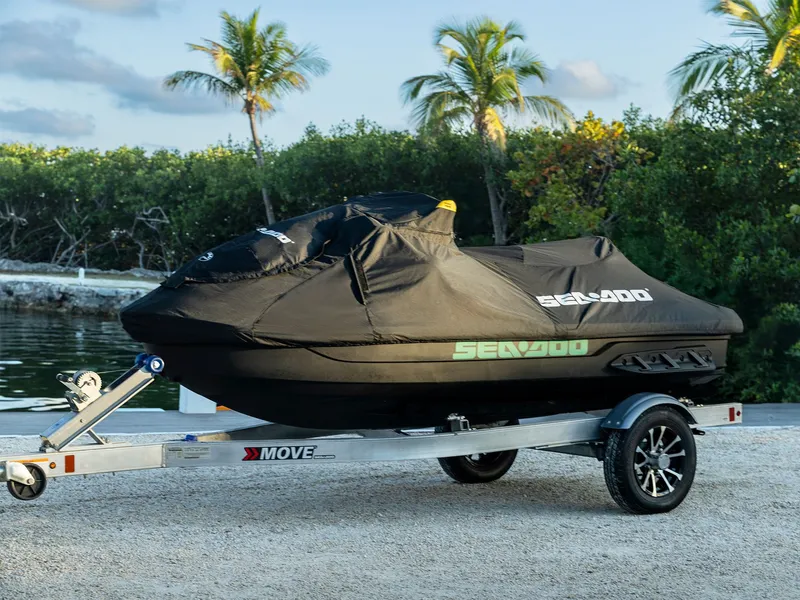 Slide: The Image of Sea-Doo GTI SE 130 Tech Package, Audio, iDF, iBR 2026 - 15