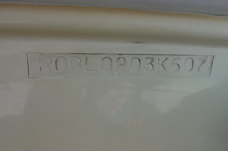 Slide: The Image of Hull identification number on 2007 Robalo R227 Dual Console boat. - 37
