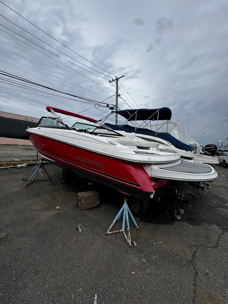 Slide: The Image of Monterey 224FS 2017 - 13