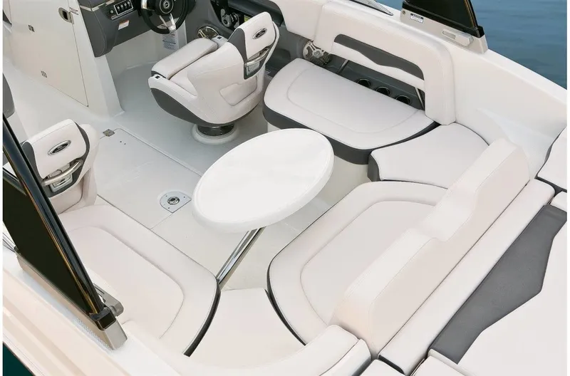 Slide: The Image of Chaparral 246 SSi 2019 - 19