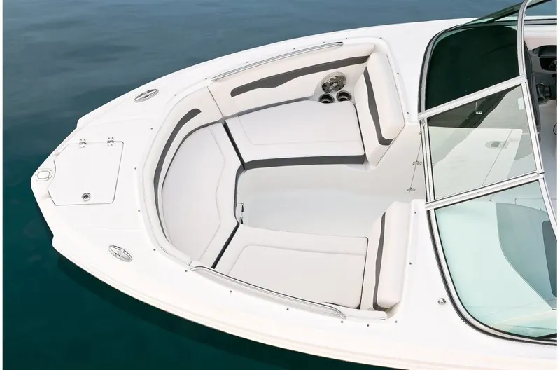 Slide: The Image of Chaparral 246 SSi 2019 - 8