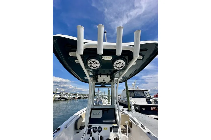 Slide: The Image of Tidewater 232 SS 2023 - 12