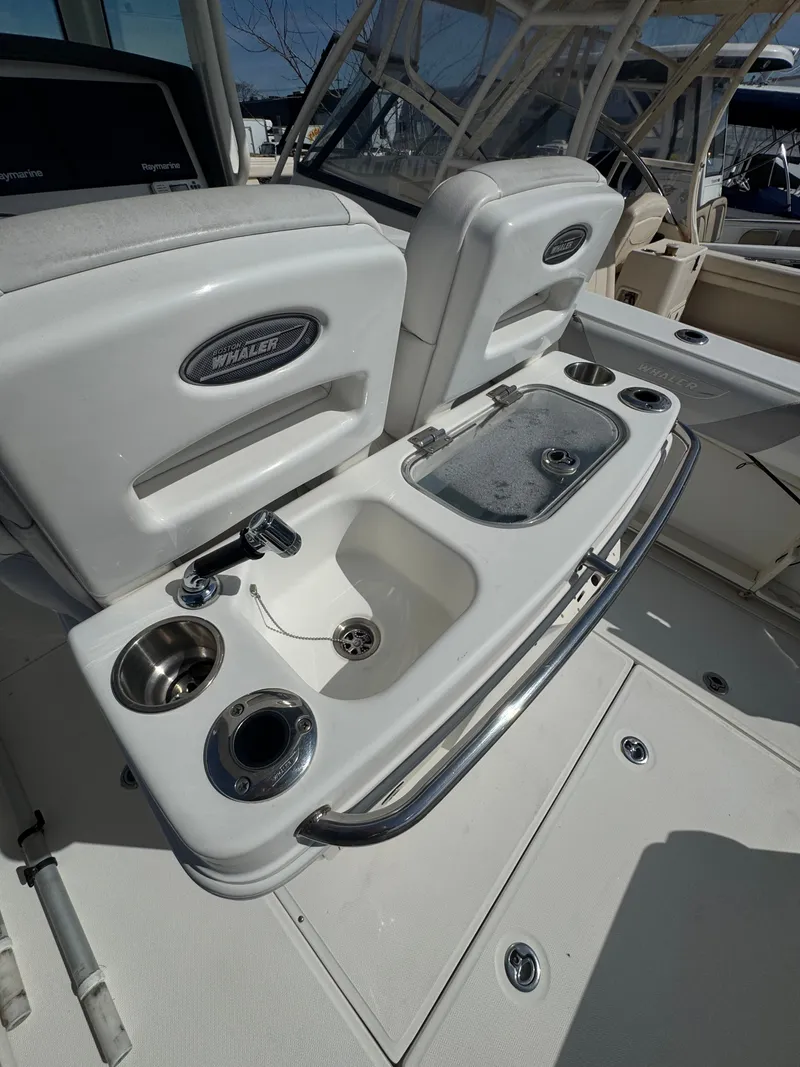 Slide: The Image of Boston Whaler 280 Outrage 2014 - 36