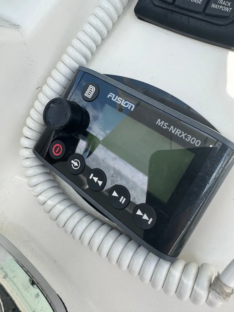 Slide: The Image of Boston Whaler 280 Outrage 2014 - 47