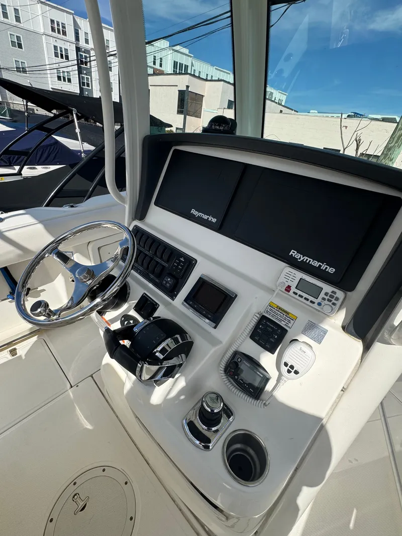 Slide: The Image of Boston Whaler 280 Outrage 2014 - 53