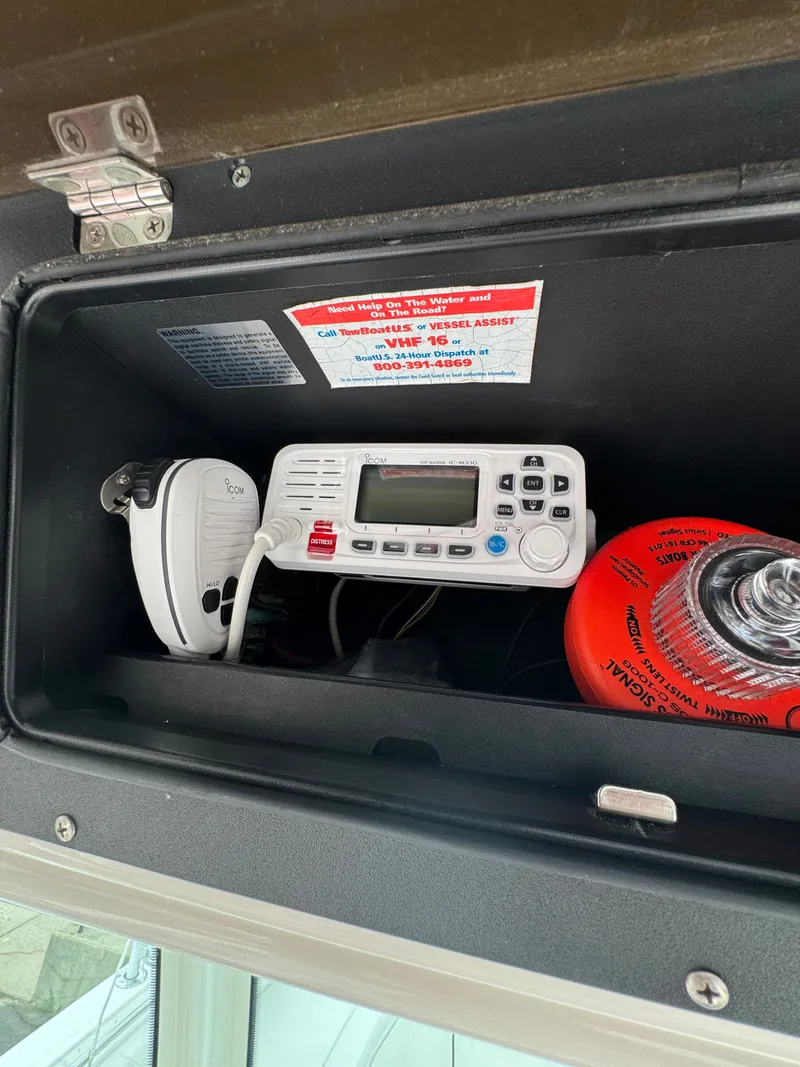 Slide: The Image of Boston Whaler 280 Outrage 2014 - 9